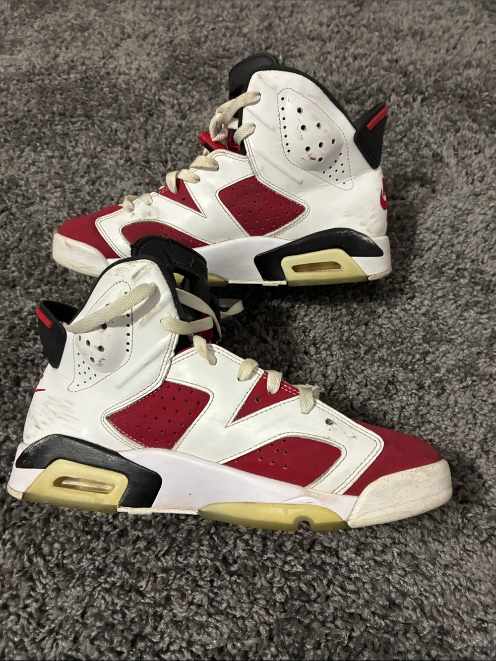 Jordan 6 Carmine View 2